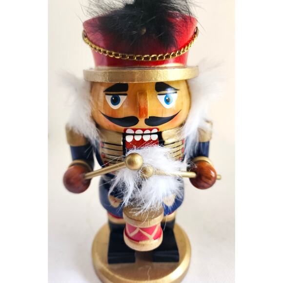 NUTCRACKER-Wooden-Drummer-English Style-Drum & Hat-Christmas-7 in tall - Picture 10 of 14